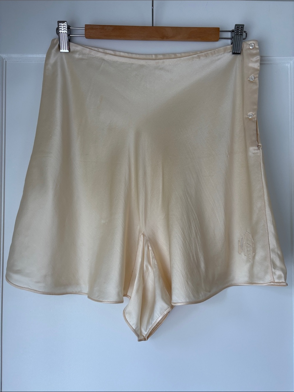 Vintage Cream Bias Silk Satin Women's Tap Shorts